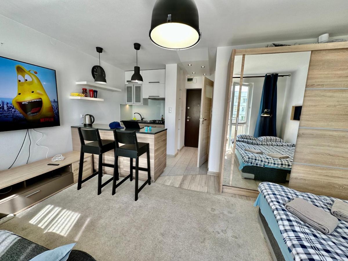 Neon 2 - Fast Wifi 70'Tv Netflix Hbo Max Appletv+ Apartment Varşovia Exterior foto